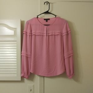 Banana republic long sleeve pleated top